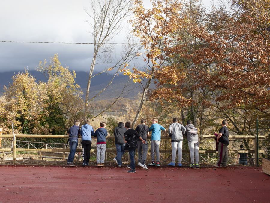 Amatrice, novembre 2016. Durante la ricreazione nella scuola di Amatrice a San Cipriano (Fonte: Terraproject)