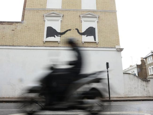 Banksy, il lupo rubato e gli altri animali del Safari di Londra