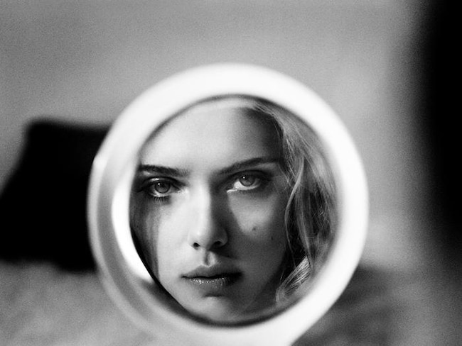 Divi a Milano nei ritratti di Vincent Peters