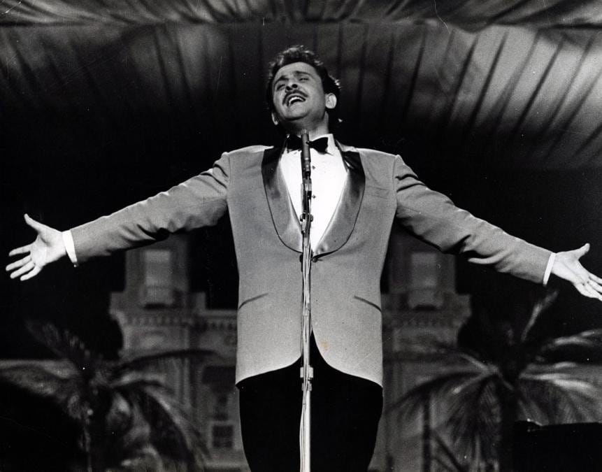 Domenico  Modugno al Festival di Sanremo nel 1959 (/ IPA/Fotogramma) 