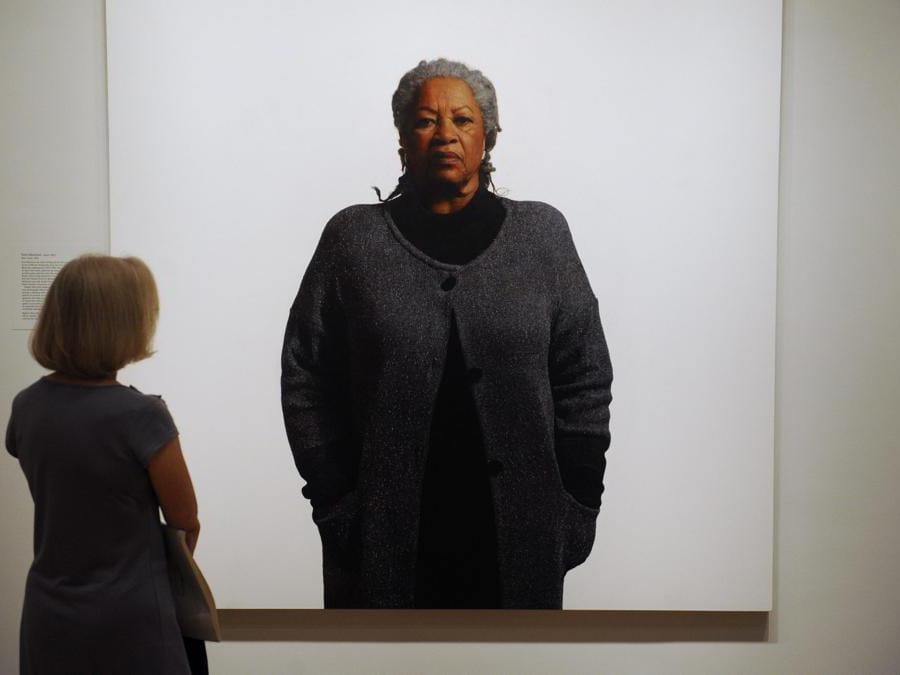 2010, Smithsonian National Portrait Gallery, Washington. Toni Morrison by Robert McCurdy alla mostra  Americans Now (Epa)