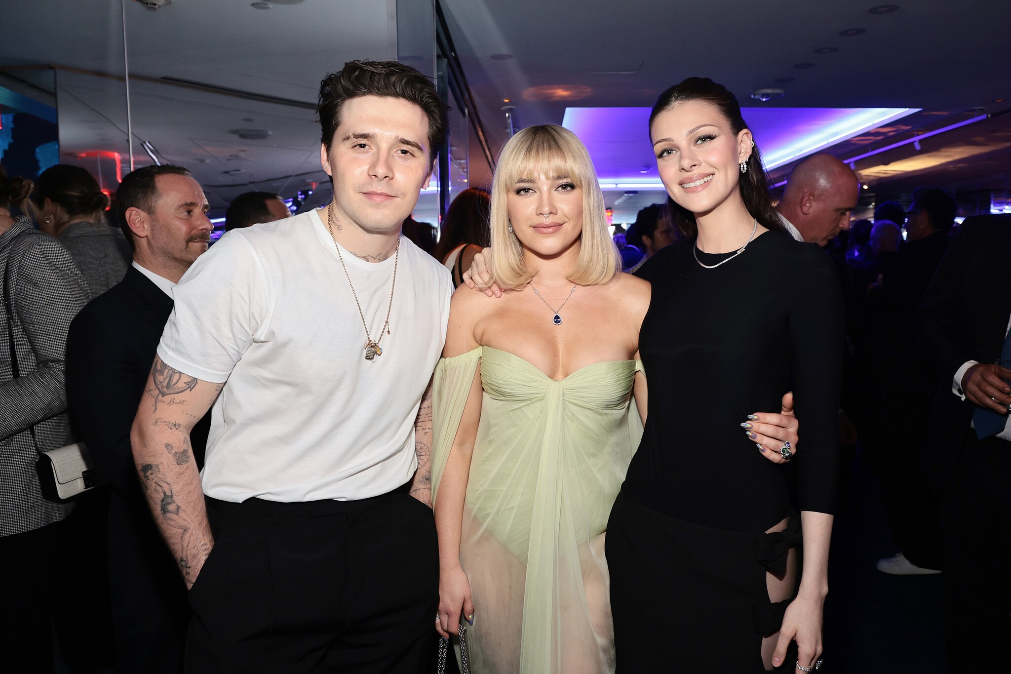 Brooklyn Peltz Beckham, Florence Pugh e Nicola Peltz Beckham 