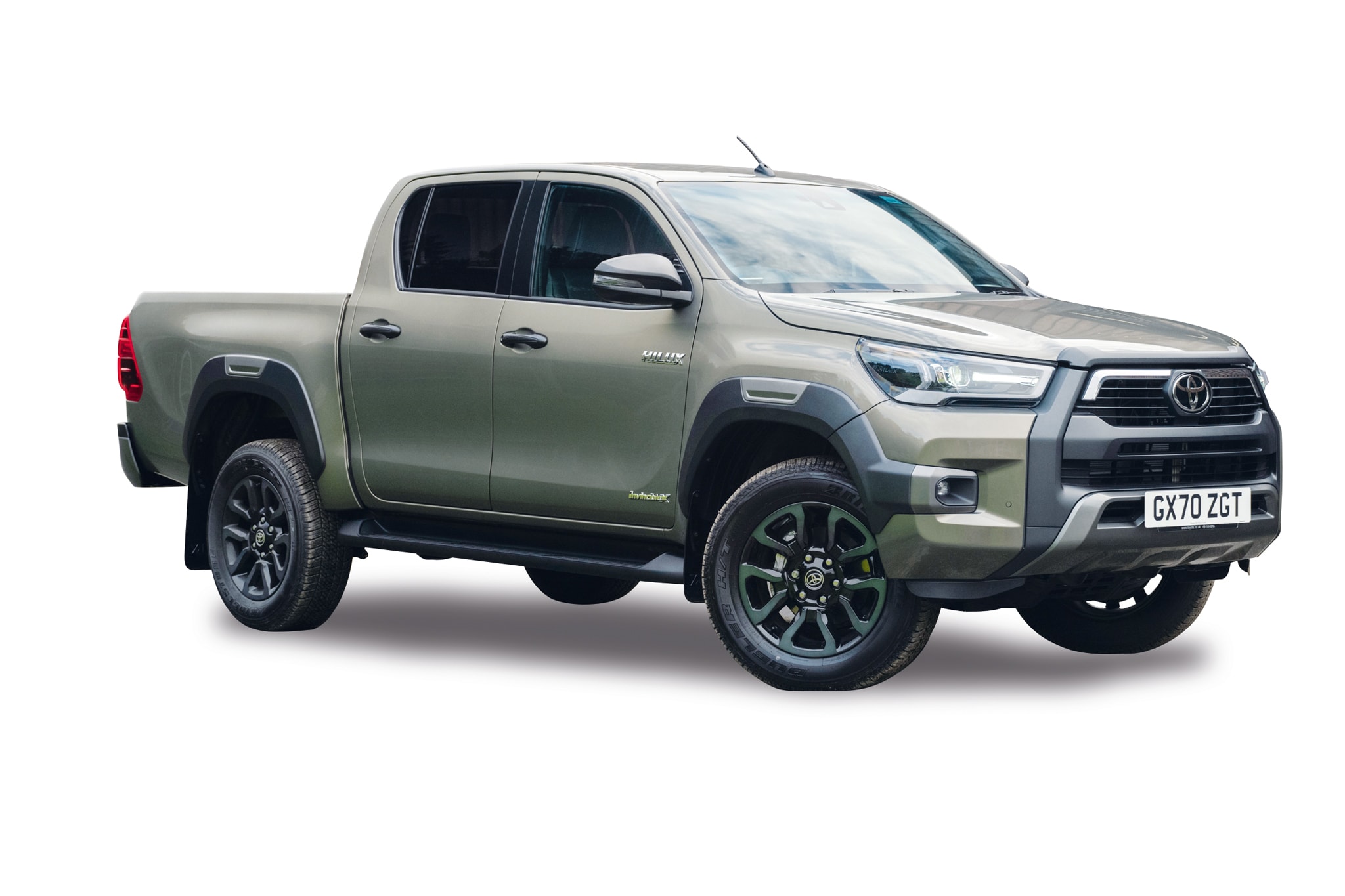 TOYOTA HILUX INVINCIBLE X. L'ultima incarnazione del pick-up “indistruttibile” con carico utile di 1.010 kg e con un potente motore da 2,8 litri che alterna le modalità Power ed Eco semplicemente premendo un tasto. A partire da 33.825 €, www.toyota.it