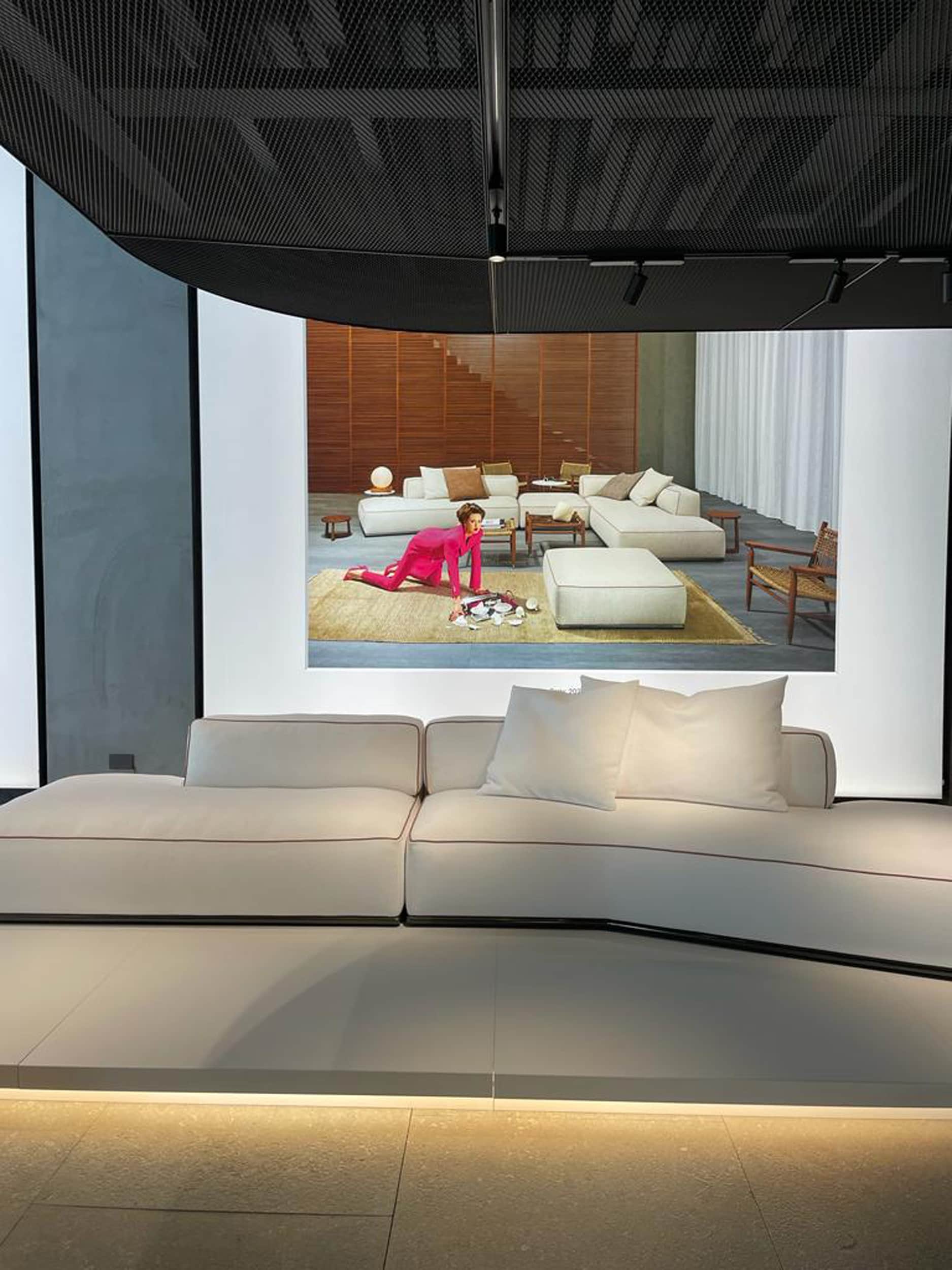 Il divano Perry di Flexform design Antonio Citterio