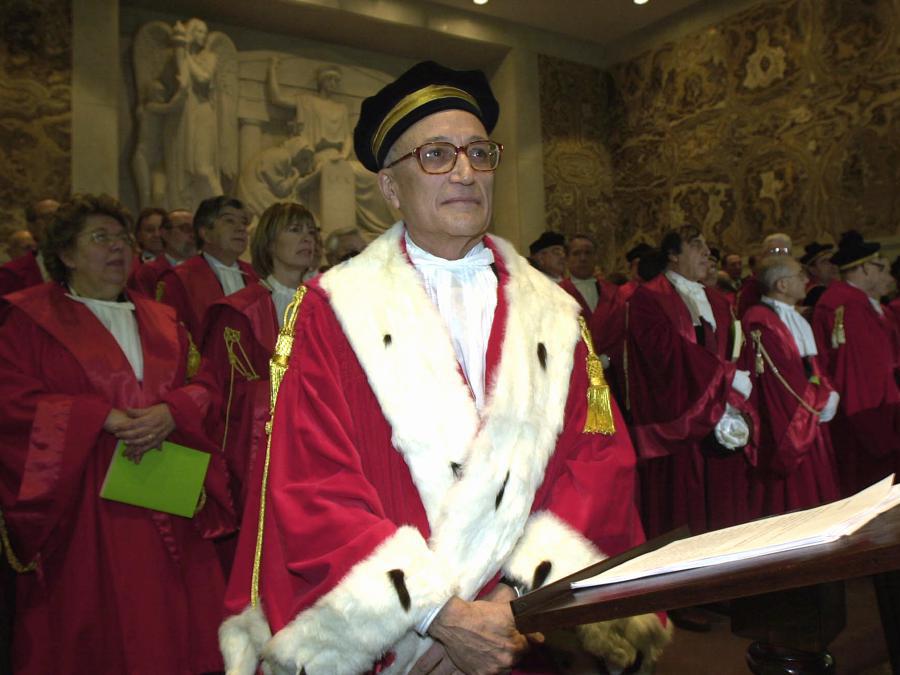 Inaugurazione anno giudiziario . nella foto il Procuratore generale della Repubblica Francesco Saverio Borrelli      - 2002 (Agf)
