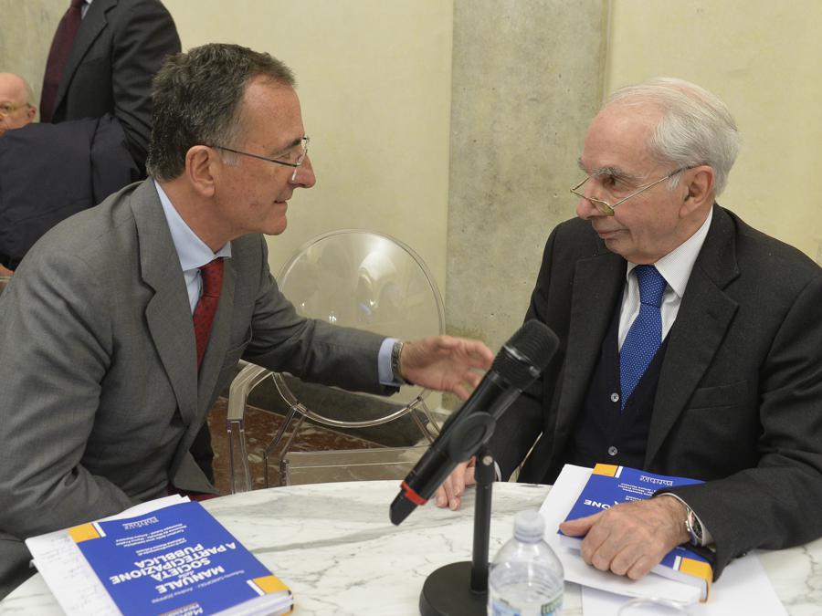Franco Frattini e Giuliano Amato (Imagoeconomica/Stefano Carofei)