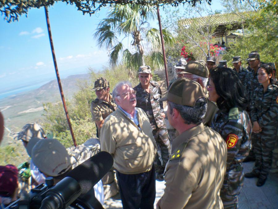 Gianni Minà al Mirador della base americana di Guntanamo a Cuba