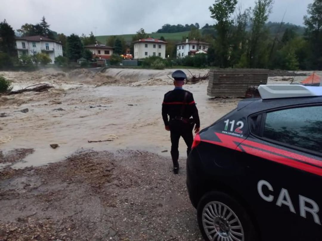 Allerta meteo rossa in Emilia-Romagna: esondazioni e migliaia di evacuati