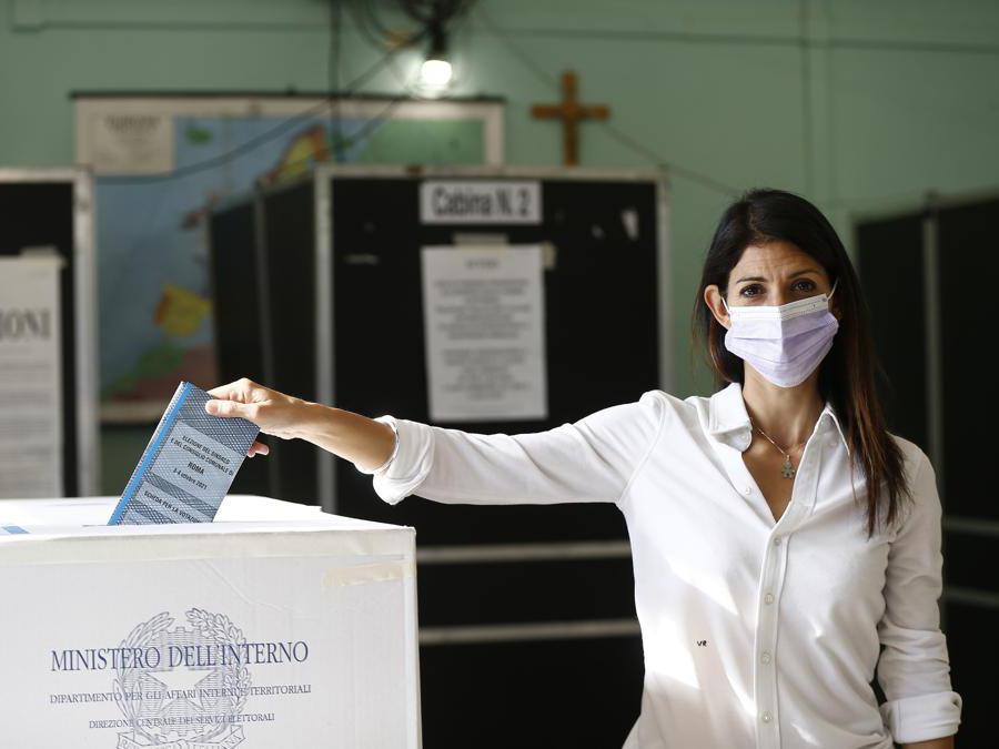 Roma, Virginia Raggi. (Foto Cecilia Fabiano/ LaPresse) 