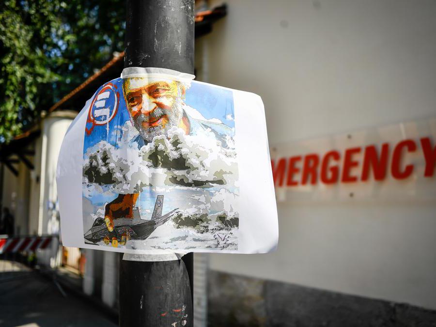 Milano , Camera ardente di Gino Strada presso la sede di Emergency in via santa croce Photo Claudio Furlan/LaPresse 