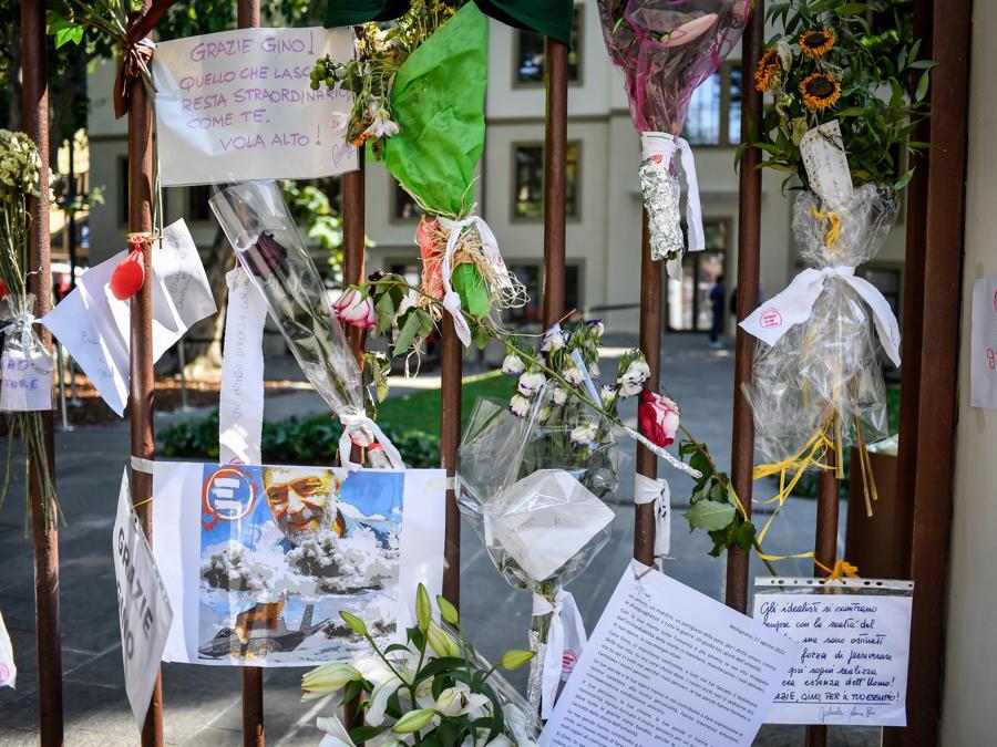 Milano , Camera ardente di Gino Strada presso la sede di Emergency in via santa croce Photo Claudio Furlan/LaPresse 