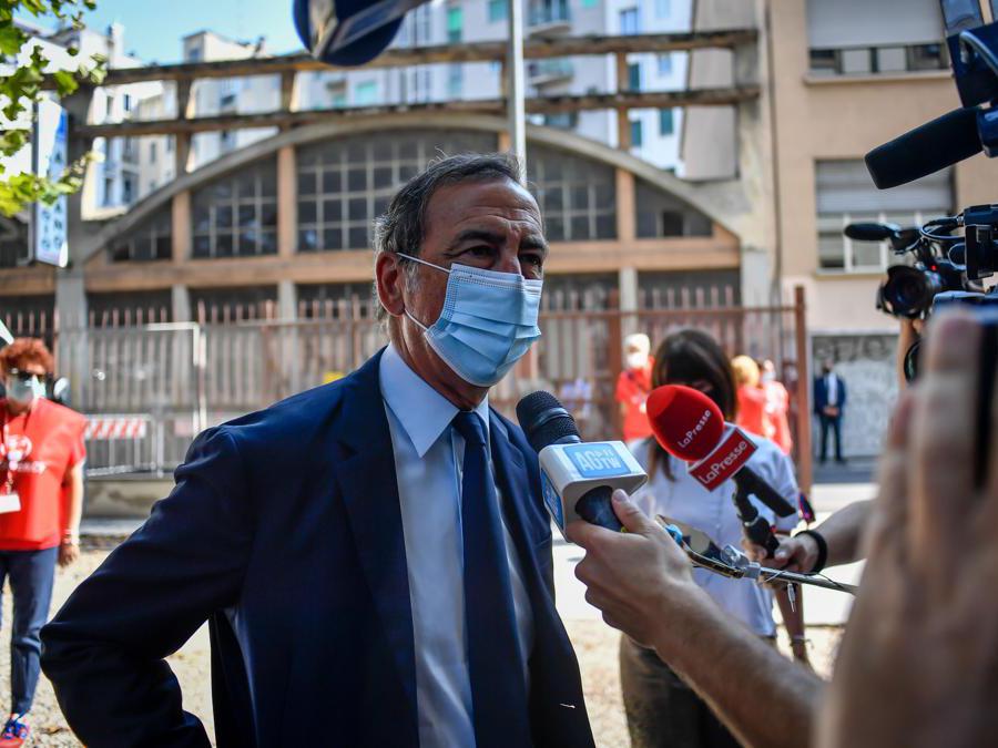 Milano , Camera ardente di Gino Strada presso la sede di Emergency in via santa croce Nella foto: Giuseppe Sala Photo Claudio Furlan/LaPresse 