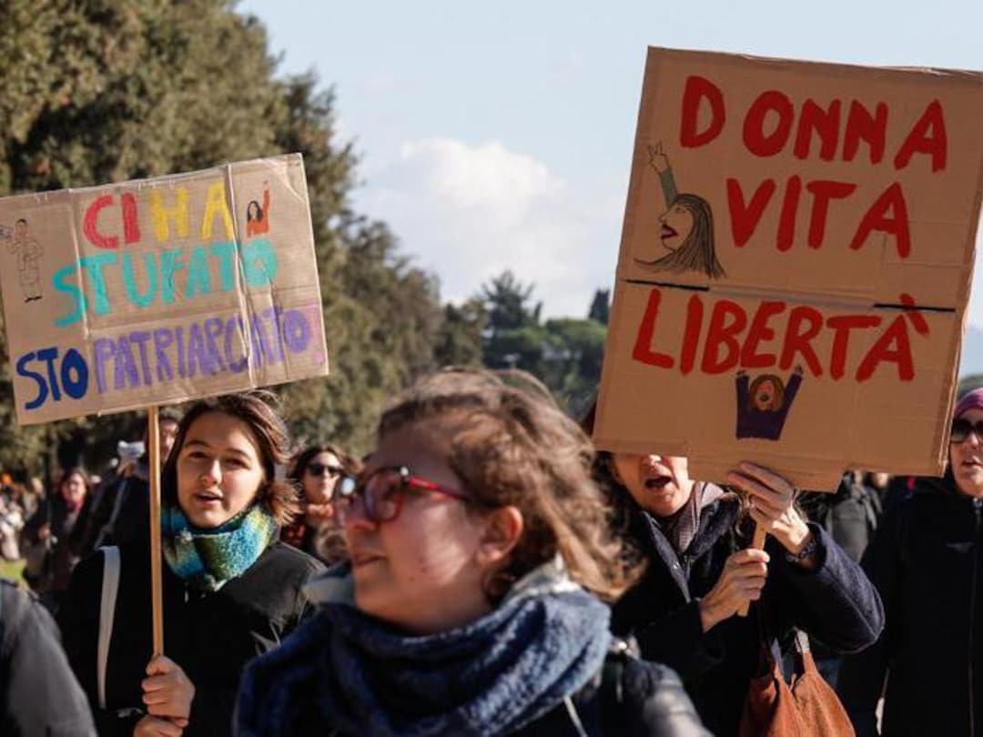 Violenza contro le donne, Italia in piazza, 500mila a Roma. «Il patriarcato  uccide» - Il Sole 24 ORE