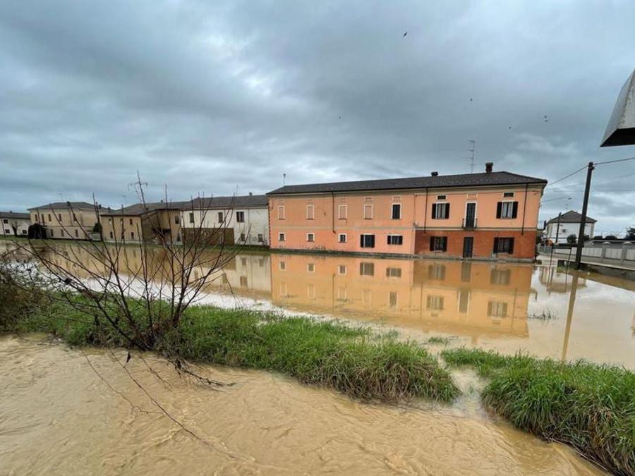 L’Italia Nella Morsa Del Maltempo Da Nord A Sud Forti Piogge, Vento E ...