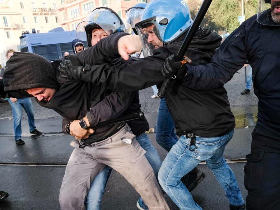 Photo by Mauro Scrobogna / LaPresse