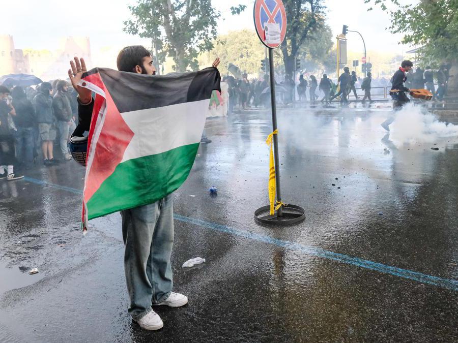 Photo by Mauro Scrobogna / LaPresse