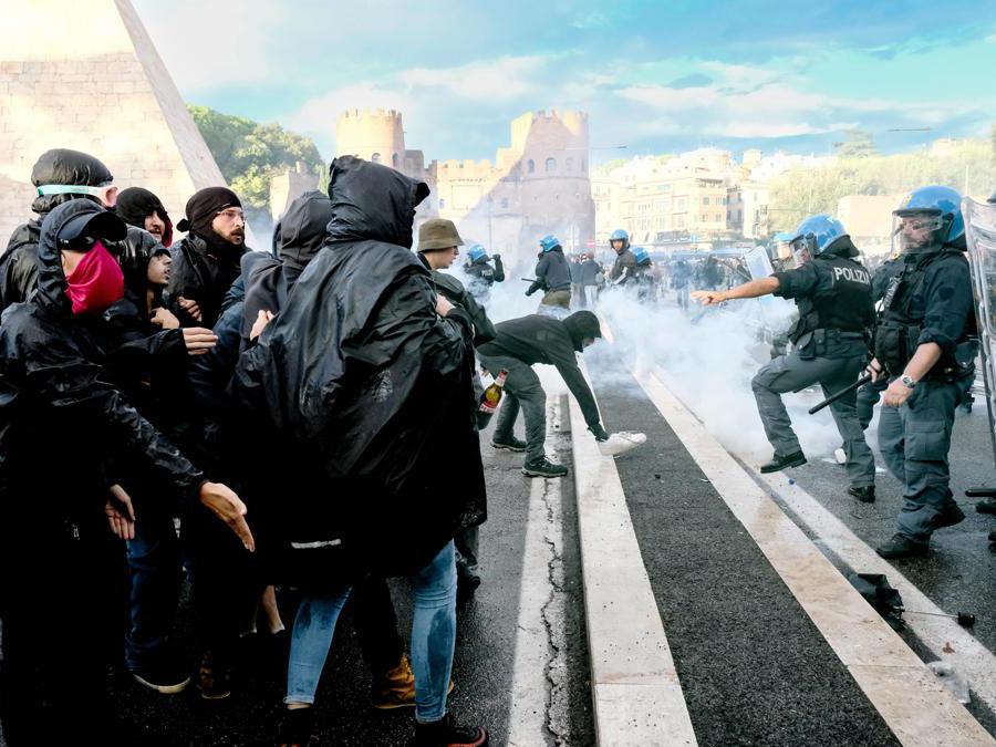 Photo by Mauro Scrobogna / LaPresse