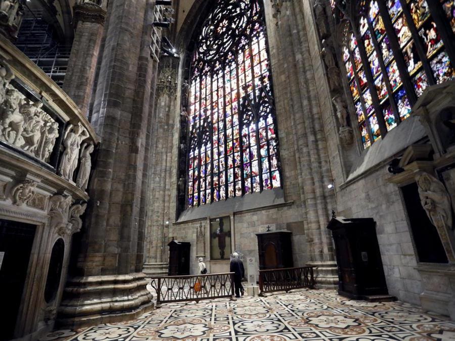 Celebrazione della prima messa in Duomo durante la fase 2 dell'emergenza Coronavirus a Milano, 18 maggio 2020.ANSA/Mourad Balti Touati