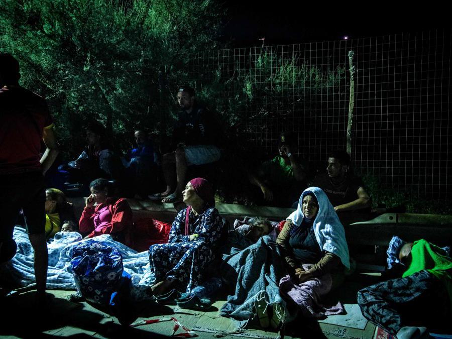 Migranti a Lampedusa. (AFP)