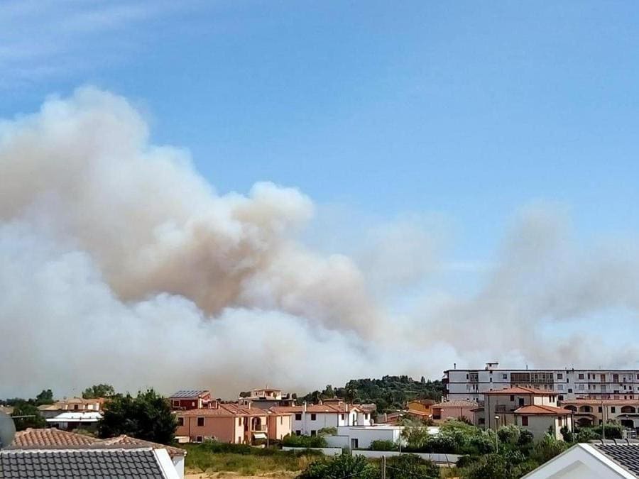 Collina dietro il lido di Orrì a Tortolì (Ogliastra). ANSA/Maria Giovanna Fossati 