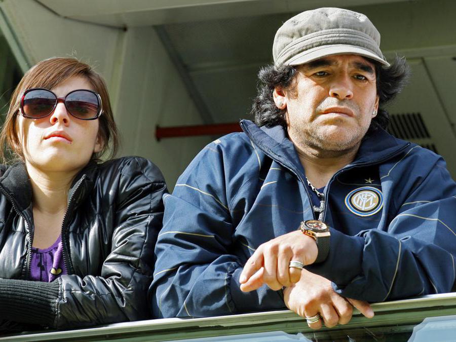 Diego Armando Maradona e la figlia Dalma in tribuna durante una partita (Jean Michel Bancet/Ipp)