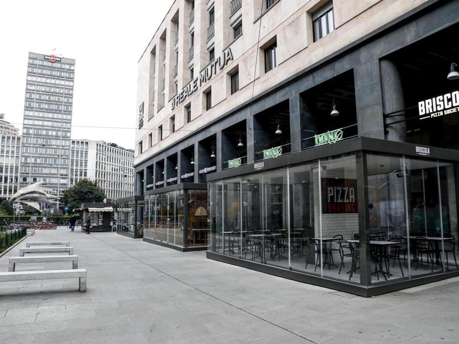 Piazza Diaz. (Ansa /  Mourad Balti Touati)