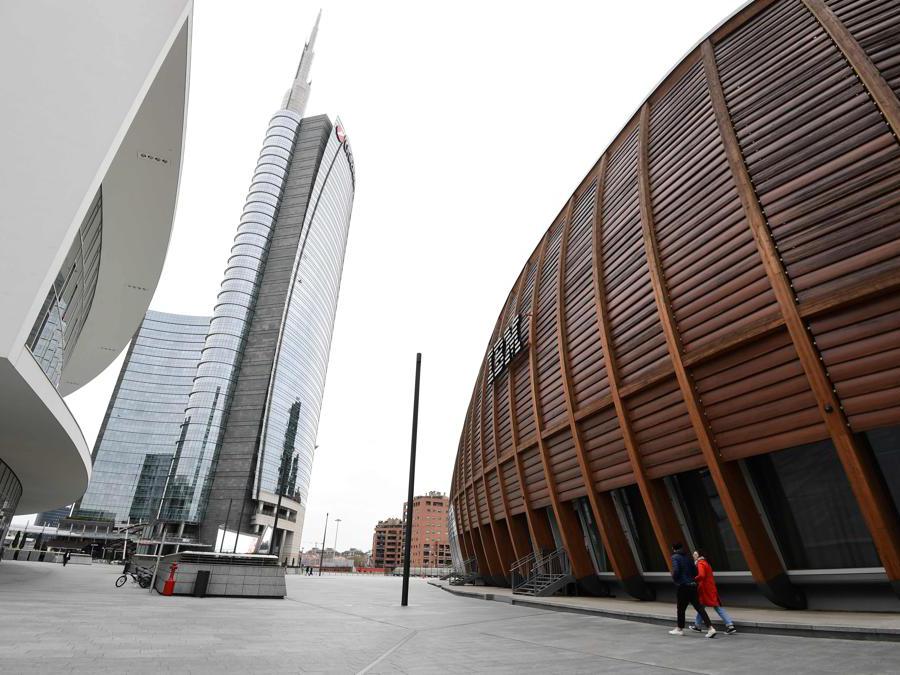 Piazza Gae Aulenti.  (Photo by Miguel Medina / Afp)