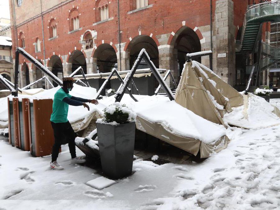 Milano, Piazza Mercanti (foto IPP Clemente Marmorino)