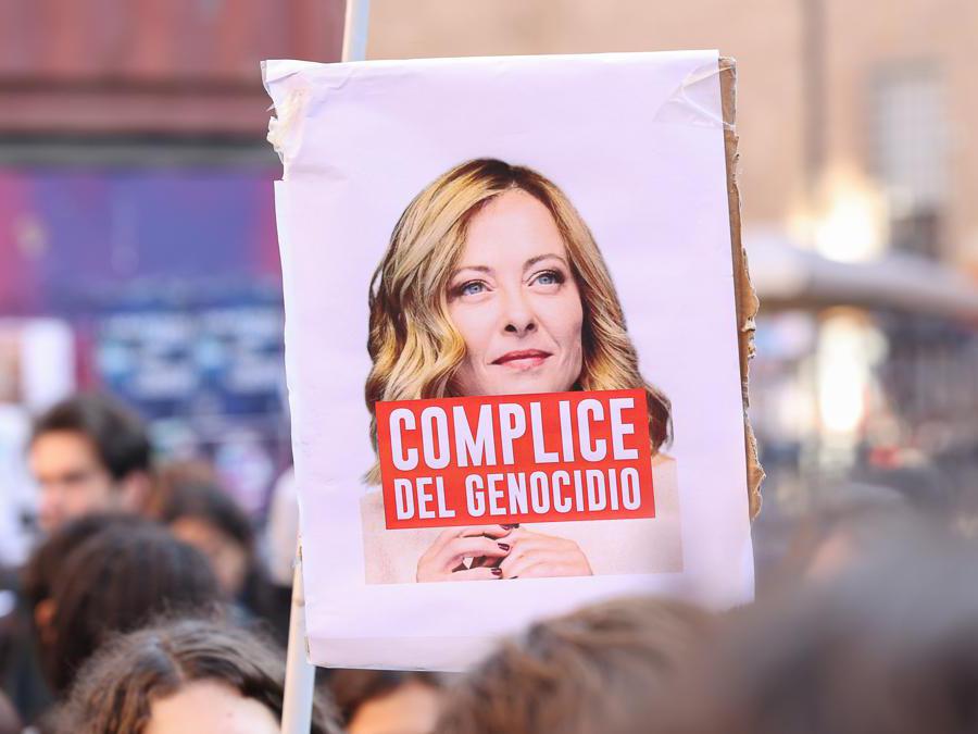Bologna - piazza verdi,Sciopero nazionale studentesco No Meloni day.( Photo Guido Calamosca / LaPresse )