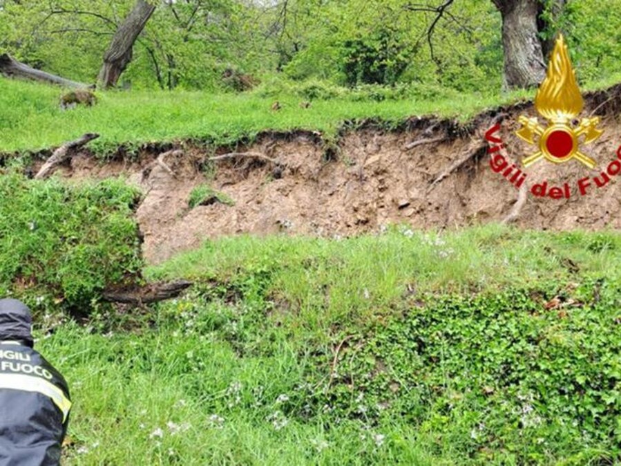 Alluvione in Emilia-Romagna, 9 morti. Leo: sospenderemo gli adempimenti  tributari nei comuni colpiti - Il Sole 24 ORE