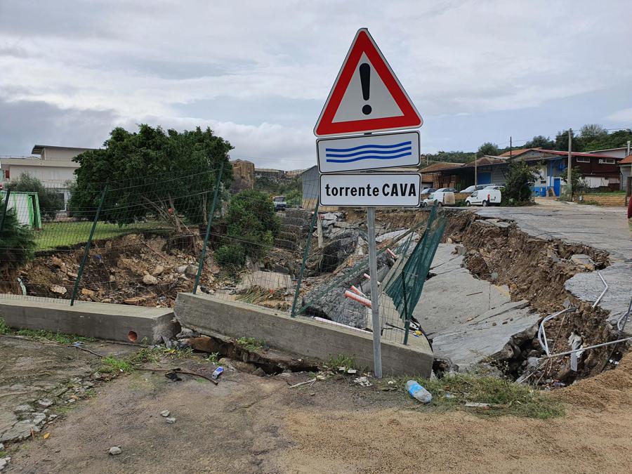 Damages caused by bad weather in Scordia, Sicily island, southern Italy, 25 October 2021. The body of a 67-year-old man who was caught up in flash floods on Sunday in the Sicilian town of Scordia has been found, firefighters said on Monday. The man's 54-year wife is still missing and rescuers are searching for her. The married couple got out of their car on Sunday when mud and floods inundated the town near Catania and they were swept away by the fury of the water, an eyewitness said. Sicily, Calabria, Basilicata and Puglia remained on alert on Monday in relation to the extreme weather. ANSA/ ORIETTA SCARDINO