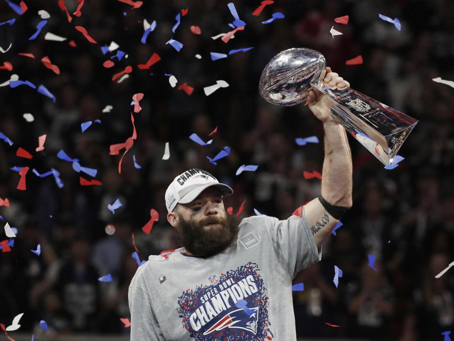 FEBBRAIO. FOOTBALL AMERICANO: Sesto titolo Nfl per i New England Patriots. Sconfitti nella finale del Super Bowl di Atlanta i Los Angeles Rams con il punteggio di 13-3. Julian Francis Edelman (foto Reuters) dei New England Patriots, è stato premiato come miglior giocatore della finale.