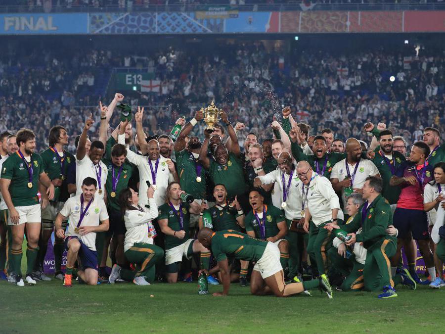 NOVEMBRE. RUGBY. La nazionale sudafricana conquista il terzo titolo mondiale della storia degli «Springboks». Sonfitta nella finale di Yokohama. l'Inghilterra per 32-12. (Afp)
