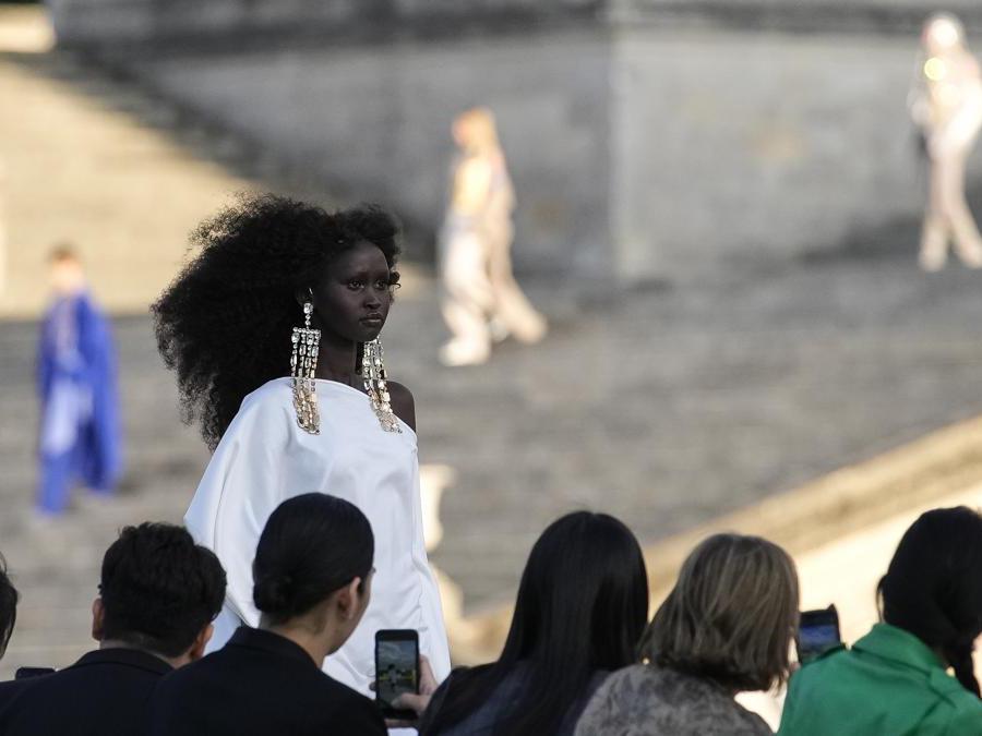 AP Photo/Christophe Ena