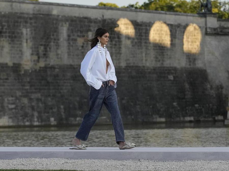 AP Photo/Christophe Ena