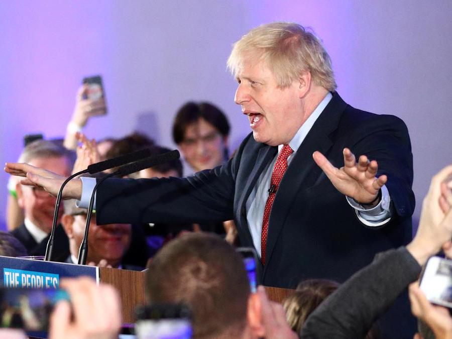 Il primo ministro britannico Boris Johnson durante un evento del partito conservatore a seguito dei risultati delle elezioni generali a Londra (Reuters/Hannah McKay)