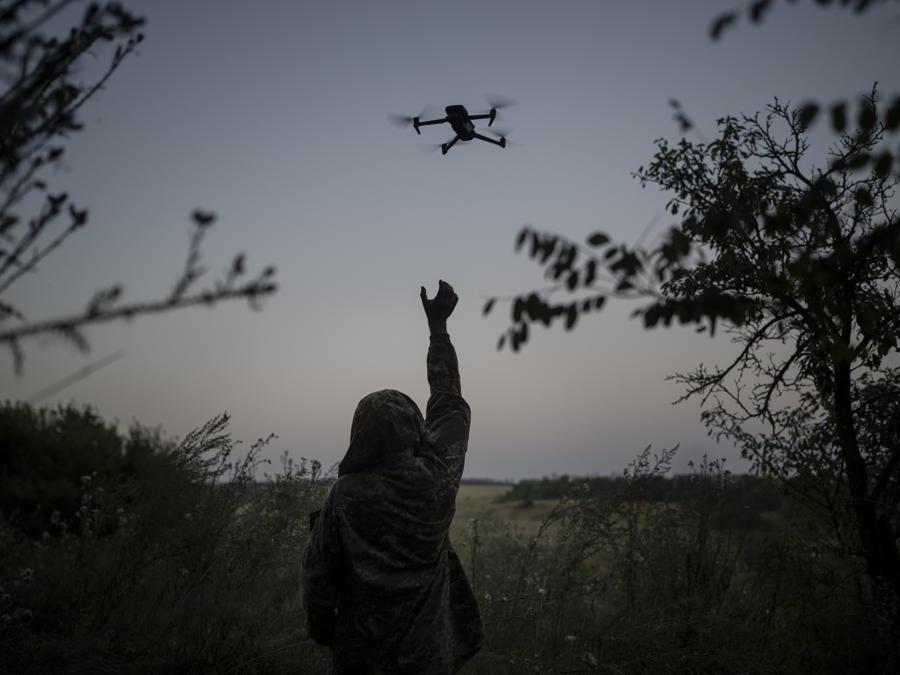  (AP Photo/Bram Janssen)