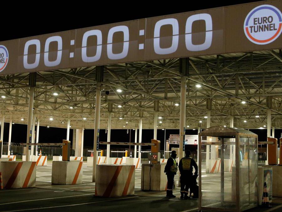 Eurotunnel terminal.  (Photo by Lewis Joly / Afp)