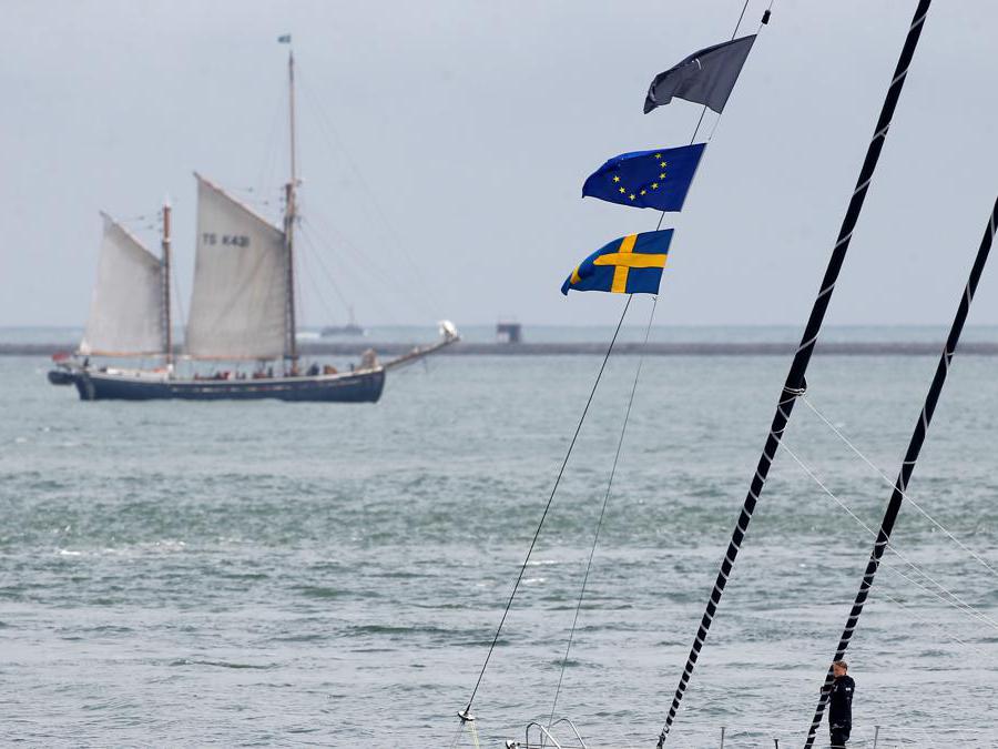 REUTERS/Henry Nicholls