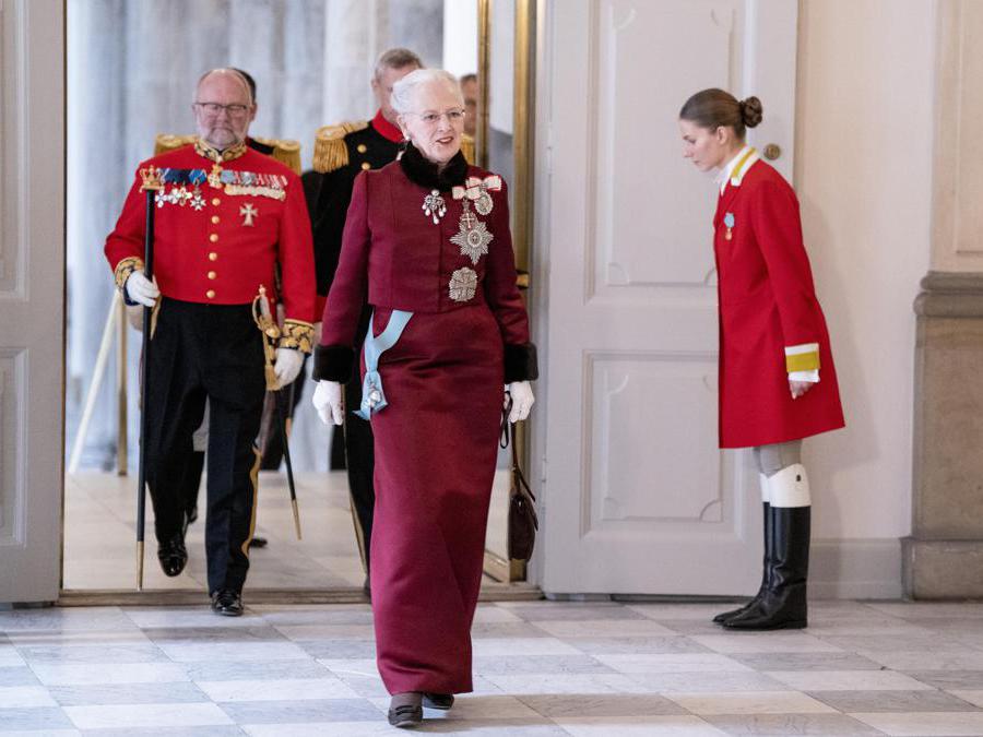 2023 - La Regina Margrethe II di Danimarca al Palazzo Christiansborg a Copenhagen, Danimarca, 03 gennaio. (EPA/Liselotte Sabroe)