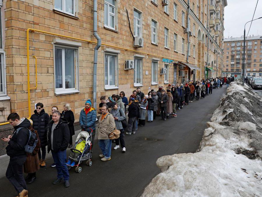  Reuters/Maxim Shemetov