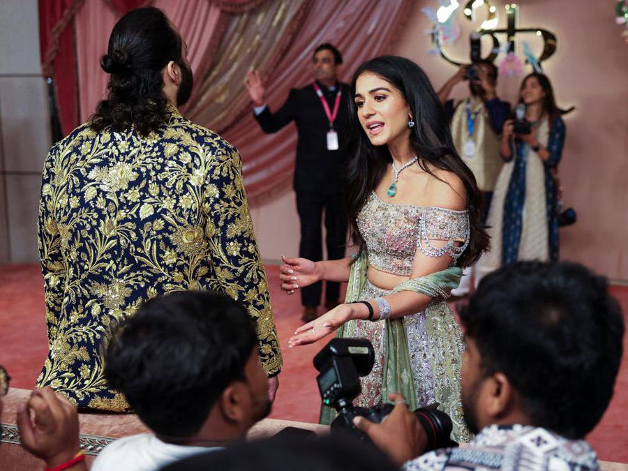 REUTERS/Francis Mascarenhas