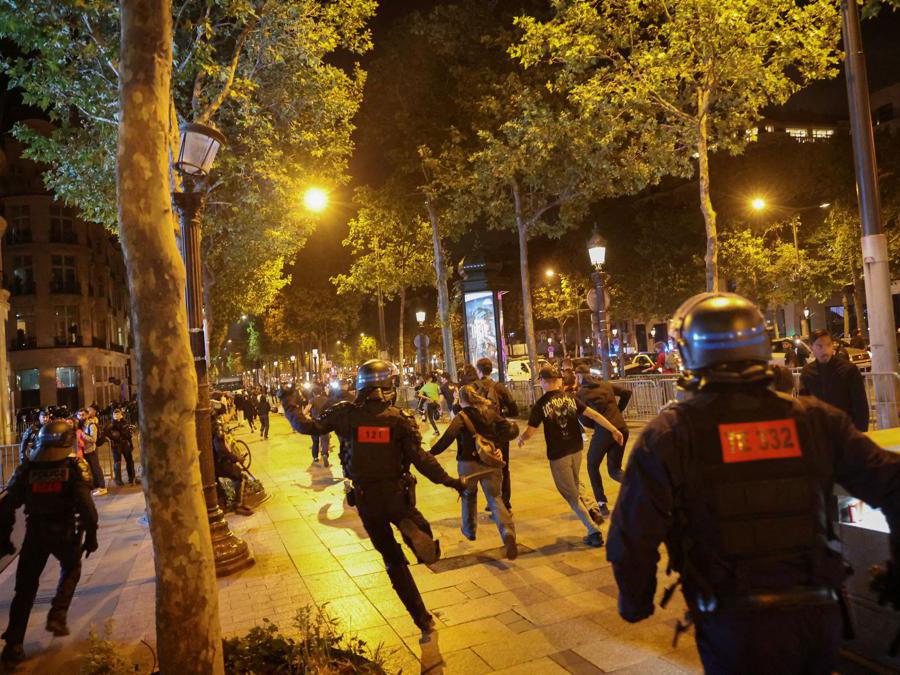 REUTERS/Nacho Doce TPX IMAGES OF THE DAY