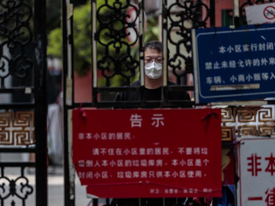 (EPA/ALEX PLAVEVSKI)