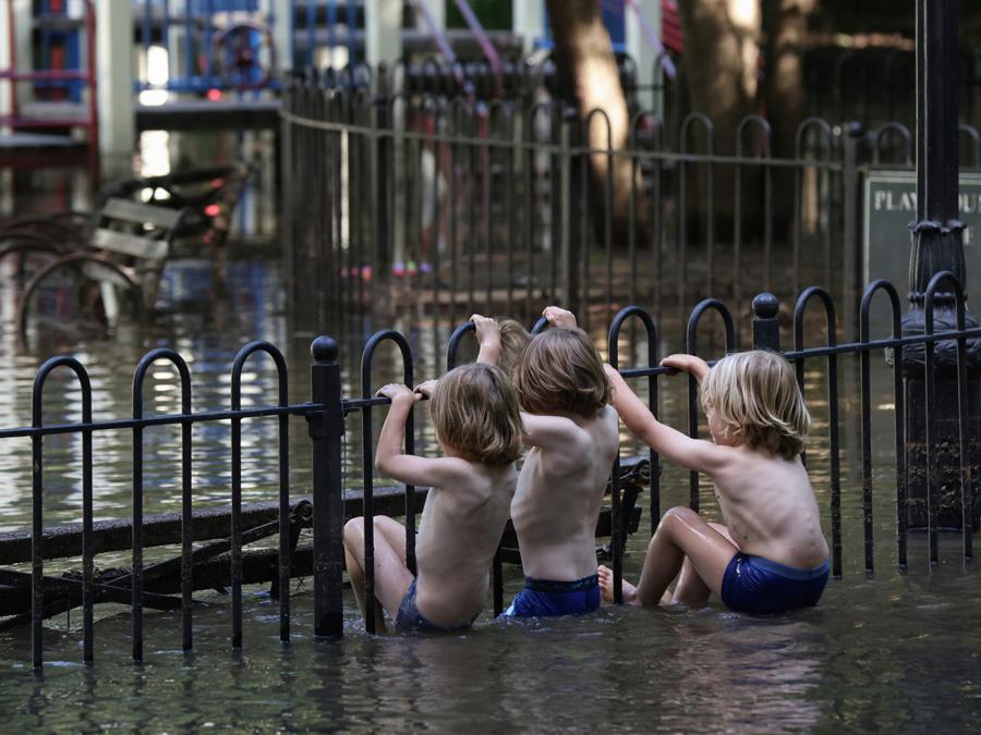  REUTERS/Caitlin Ochs