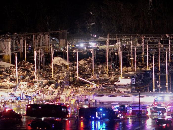Tornado negli Usa: in Kentucky si temono 100 morti