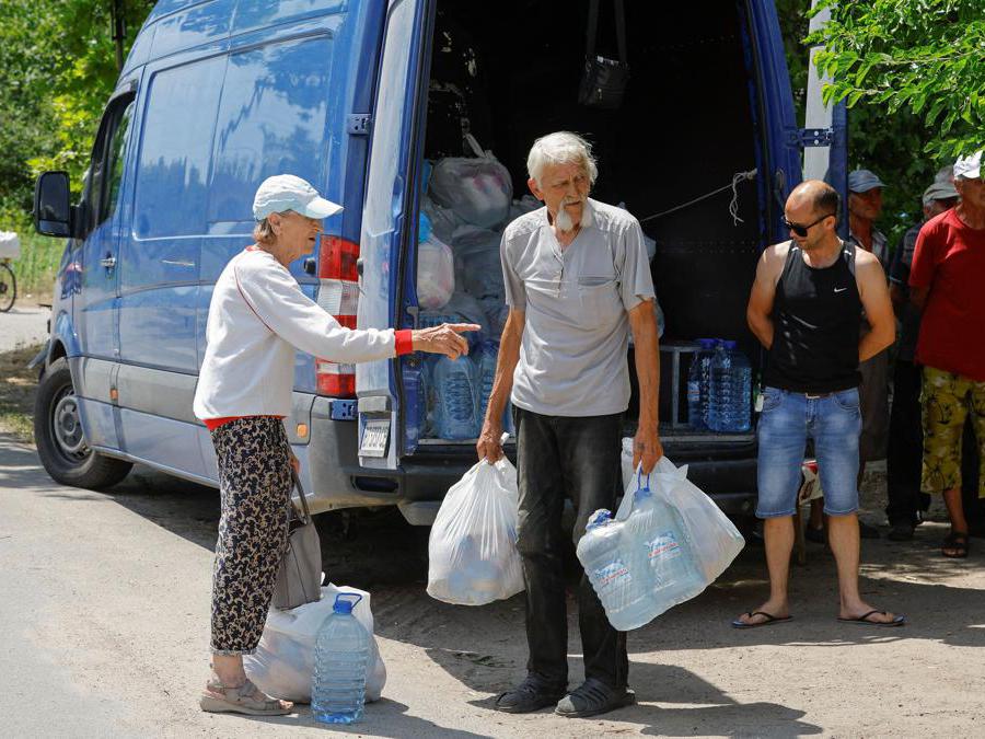  REUTERS/Alexander Ermochenko