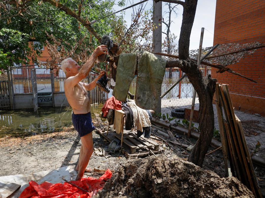  REUTERS/Alexander Ermochenko