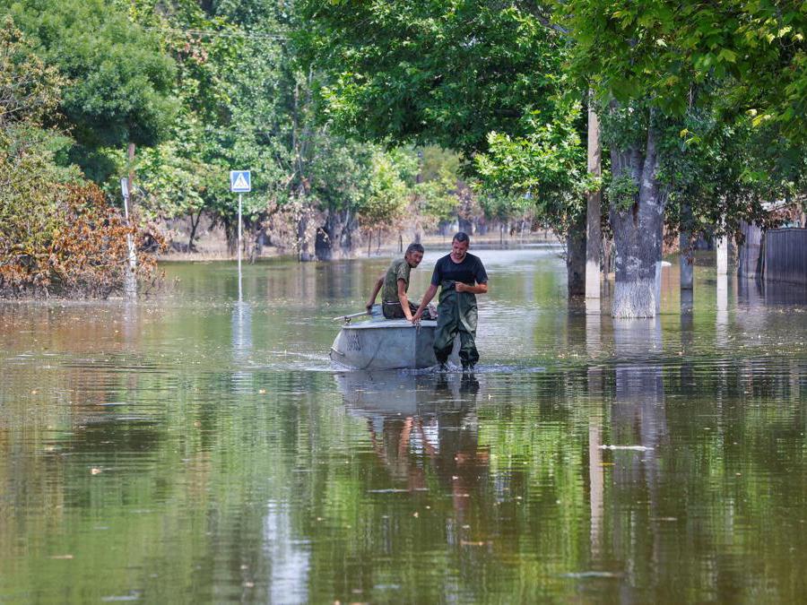  REUTERS/Alexander Ermochenko