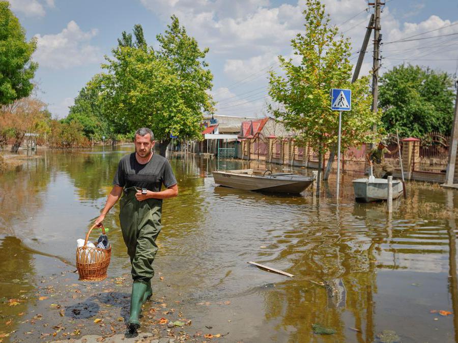  REUTERS/Alexander Ermochenko